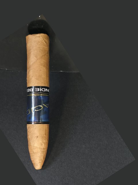 ACID Blondie Belicoso