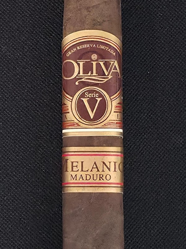 Oliva Serie V Melanio Torpedo